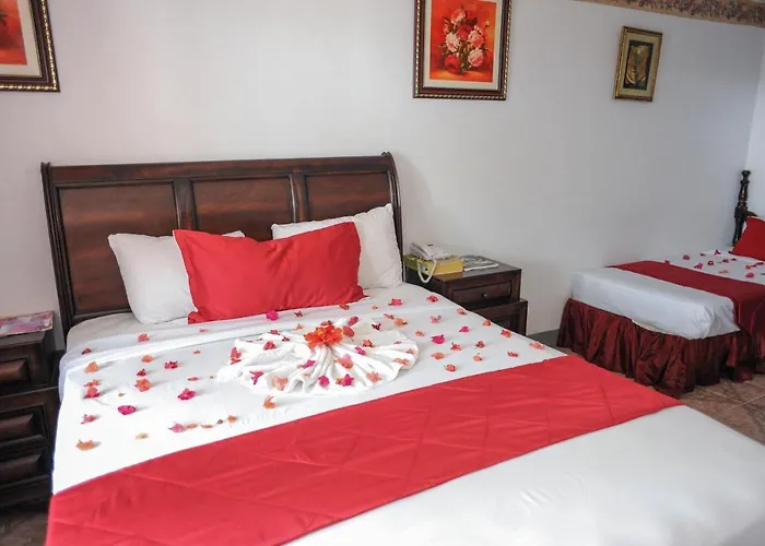 Glorianna Hotel