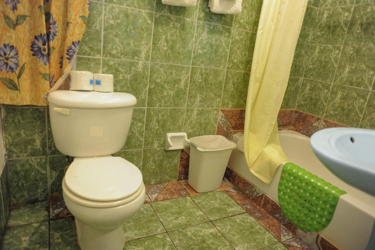 Glorianna Apartment