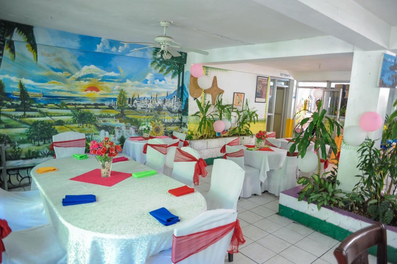 Glorianna Apartment